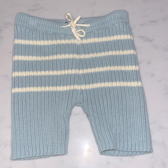 Fin & Vince Heritage Knit Short in milk/cobalt blue - Picture 2 of 3